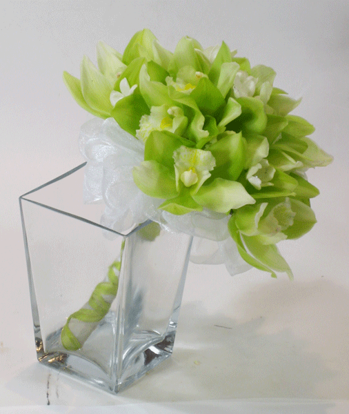 シンビジュームのラウンドブーケ