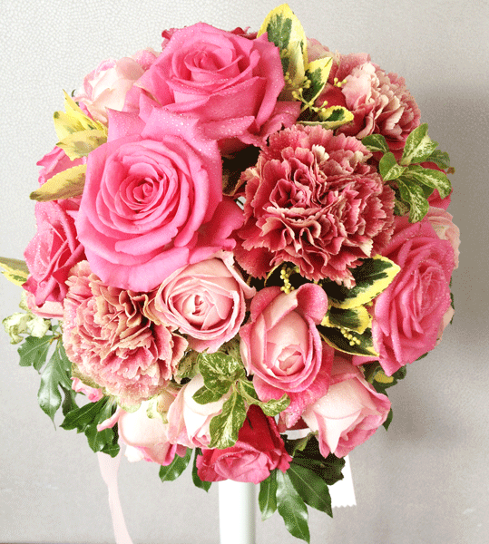 ニュアンスピンクのラウンドブーケ