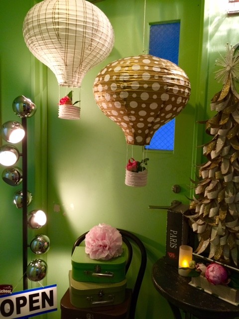 熱気球型ペーパーランタン